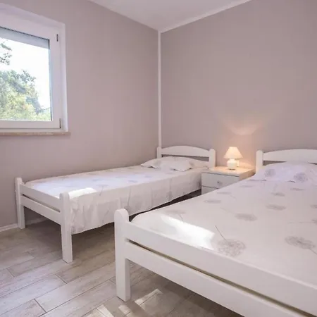 Eny Apartment *