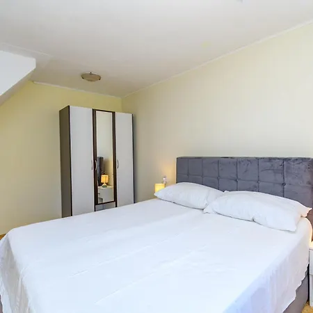 Eny Apartmán Poreč